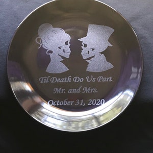 Two engraved Black Skeletons plates, Personalized, Til Death do us part, Gothic wedding plates