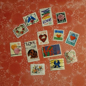 13 używanych znaczków pocztowych LOVE, głównie vintage'owych, walentynkowych, pamiątkowych, dzienników, scrapbookingu