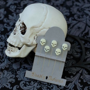 Deadly Notions Schädel Head Pins (Set von 5)
