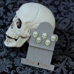 Deadly Notions Skull Head Pins (Set of 5)