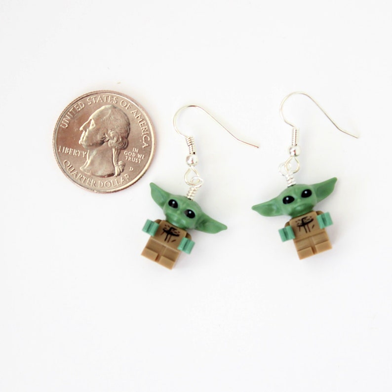 The Child™ from The Mandalorian™ Earrings made with LEGO® Minifigures™ Baby Yoda™ Grogu™ Star Wars™ image 4