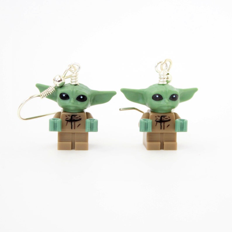 The Child™ from The Mandalorian™ Earrings made with LEGO® Minifigures™ Baby Yoda™ Grogu™ Star Wars™ image 2