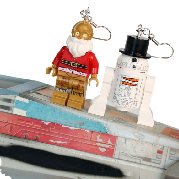 Santa c3po hotsell