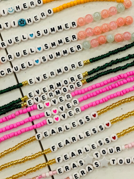 TAYLOR SWIFT FRIENDSHIP BRACELETS 💕