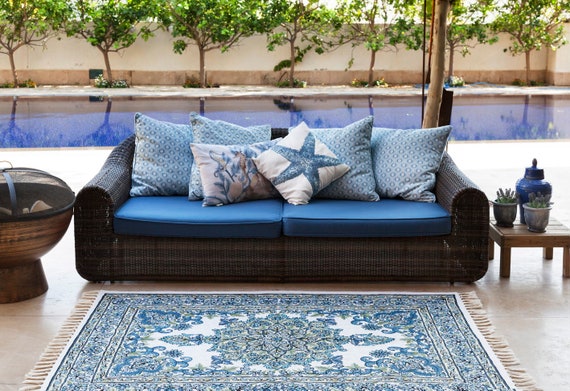 Grüne Couch Teppich - The Cool Designs