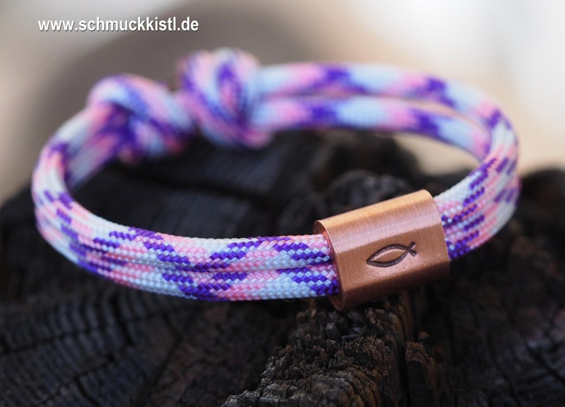 Verstellbares Jungenarmband aus Seil mit Silber-Schieber und geprägtem Kreuzsymbol Personalisierbar und in über 50 Farben erhältlich Bild 10