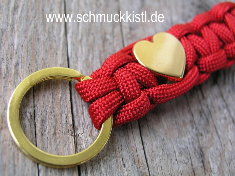 Schlüsselanhänger mit Herz, Valentinstag Geschenk Freundin gefüllt gold