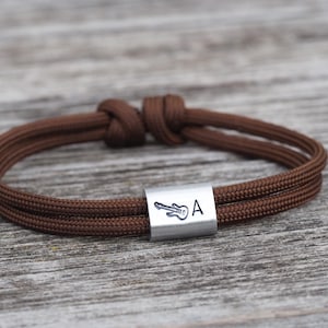 Armband mit Gravur, Geschenk Musiker, Prägung zum Beispiel Gitarre