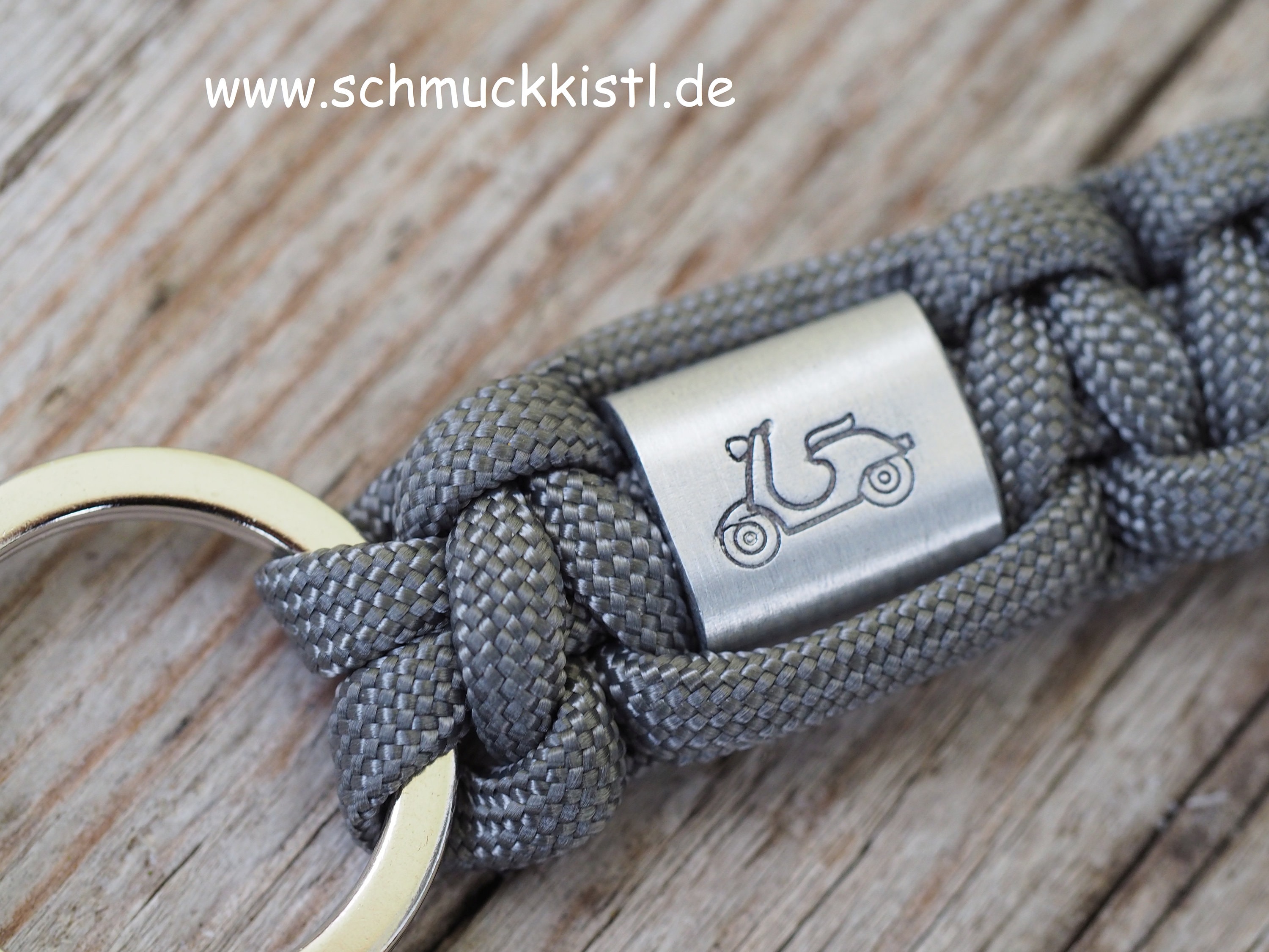 Vespa Logo Schlüsselring – Klassisches Abzeichen, 25 Mm, Mit Reißverschluss Zum Öffnen
