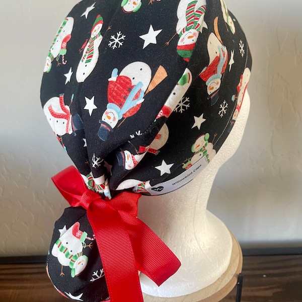 Snowman Christmas scrub cap -Scrub Cap with ponytail holder/ shorthair scrub Cap/scrub hat/ surgical scrub cap/ hair cover/ PPE