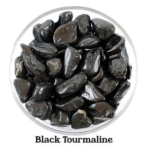Pietra burattata di tormalina nera, protezione, radicamento e scudo contro i campi elettromagnetici, cristallo curativo per il chakra della radice.