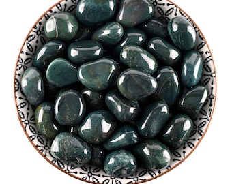 Piedra pulida de jaspe verde, piedra preciosa natural, piedra nutritiva y de bienestar.