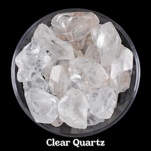 Cuarzo transparente en bruto, Cuarzo transparente, Piedras en bruto, Piedras, Cristales, Rocas, Regalos, Gemas, Cristales del zodíaco, Curación