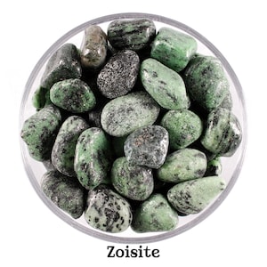 Pietra levigata di zoisite, regalo per gli amanti dei cristalli, pietra preziosa curativa naturale verde rosa