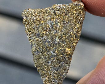 Piedra de pirita en bruto, cristal de pirita dorada en bruto, ejemplar de prosperidad, que atrae el dinero.
