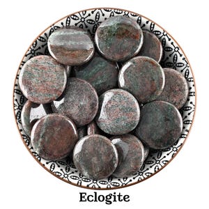 Eclogite Palm Stone, Stone Strength And Courage, Deep Grounding Crystal, Garnet Omphacite Specimen