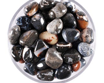 Sardonyx Tumbled Stone, Natural Banded Agate For Courage, Protection And Grounding