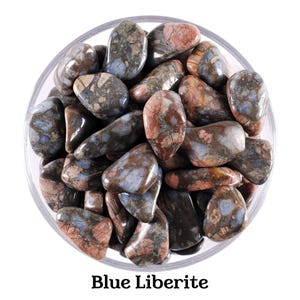 Blauer Liberit Trommelstein, Heilstein, spirituelle Freiheit, Intuition und Kommunikation Kristall, Geschenk für Wassermann Zwillinge