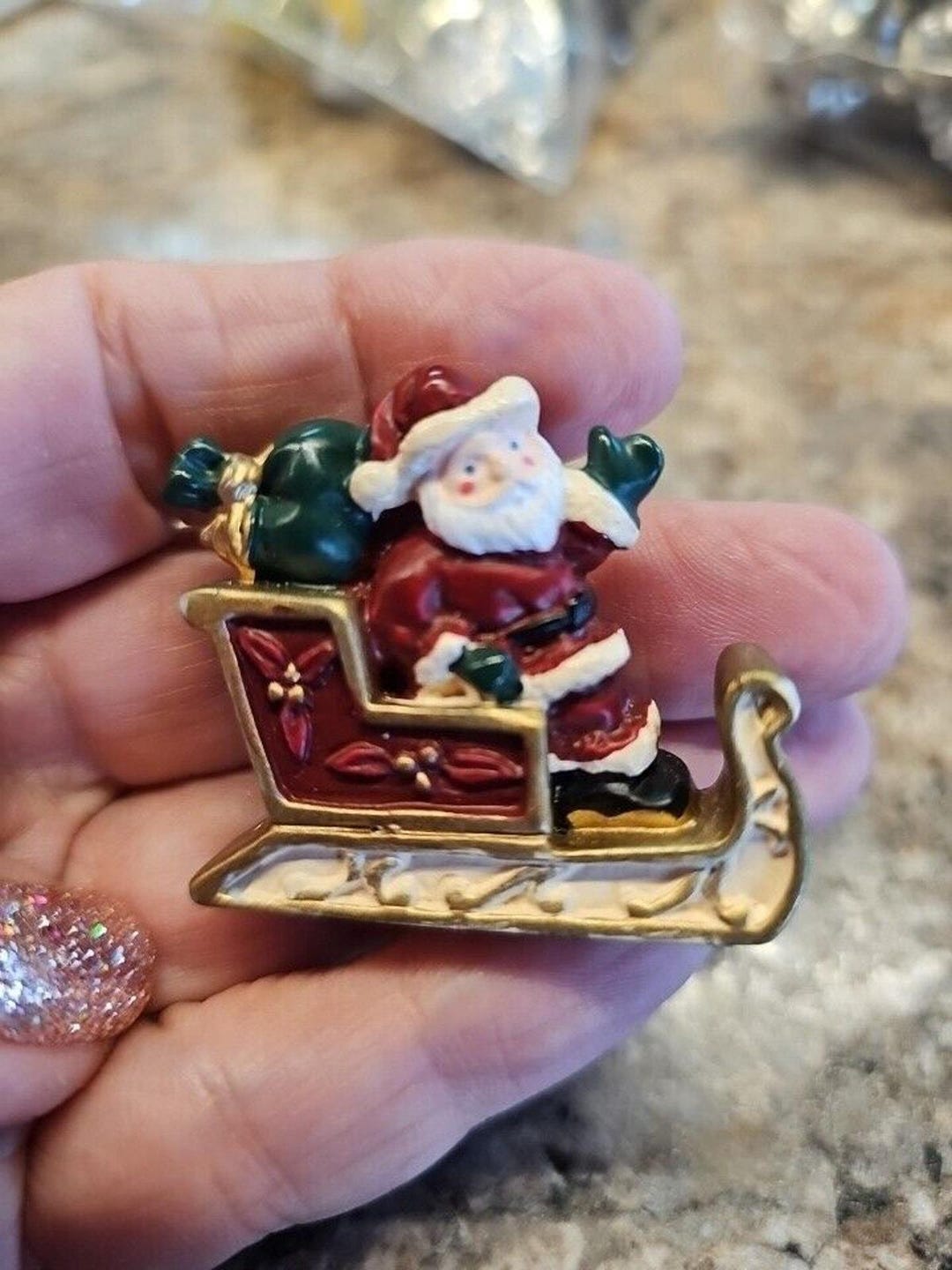 Santa Pin Design Vintage Christmas Pin Santa Claus in Sleigh Vintage Resin Brooch Pin ...