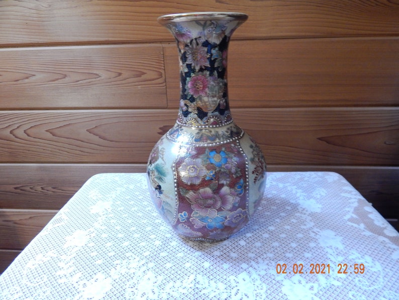 Vase Japanese Vintage