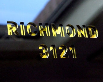 Richmond 3121. Superb, laser cut wall decoration in YELLOW & BLACK!!