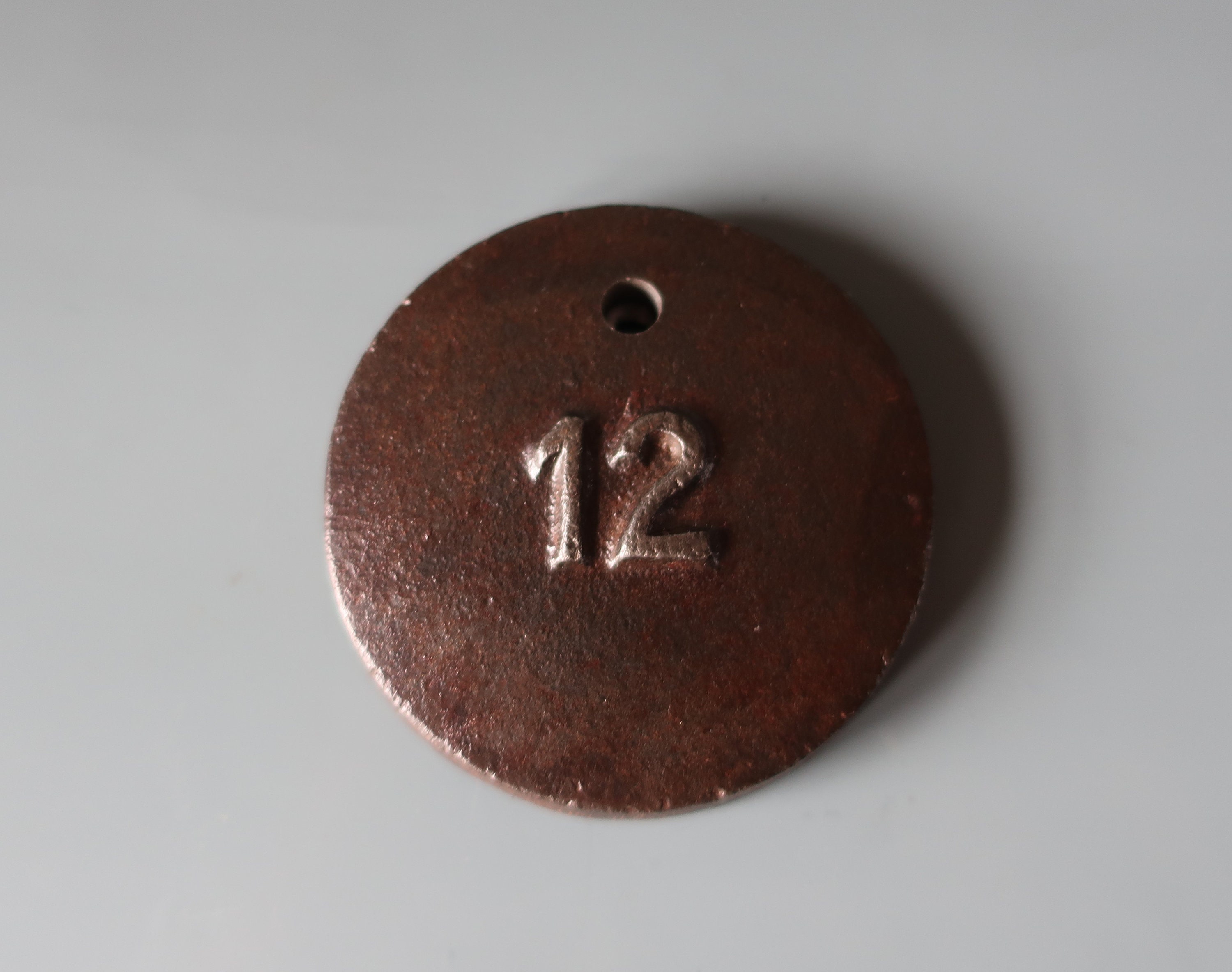 Numéro de Porte Vintage en Fonte - Numéro 12