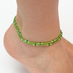 Tornozeleira com contas verdes tornozeleira minimalista com contas para mulheres tornozeleira delicada de cristal à prova d&#39;água tornozeleira de praia ideia de presente de verão joias de praia