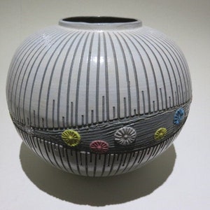 Signed H R Studio Pottery Mid Century Modern Ceramic Vessel