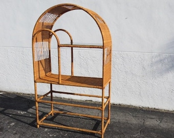 Möbler i rotting och glas, modern stil, bohemisk stil, kustmöbler