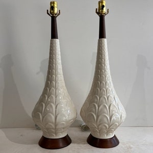 Pair of Jane and Gordon Martz Style Ceramic Mid Century Modern Lamps