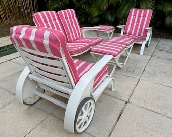 Riviera Terrassenset auf Rädern vom französischen Hersteller Triconfort Mid Century Modern Outdoor Furniture