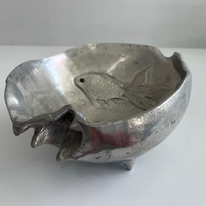 Signed Arthur Court Mid Century Modern Aluminum Seashell