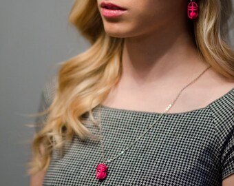 Conjunto de impresión 3D collar colgante pendientes rosa resina teñida a mano diseño geométrico esfera romántica cápsula joyería artesanías digitales