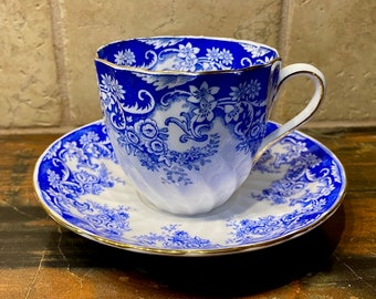 Royal Tuscan Teacup - Fine Bone China from England - Blue/White/Gold Rim