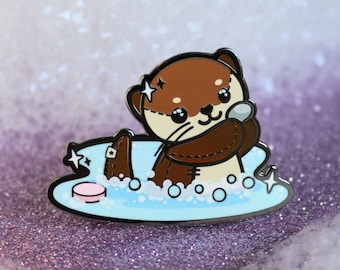 Show 'N' Tell Otter Enamel Pin