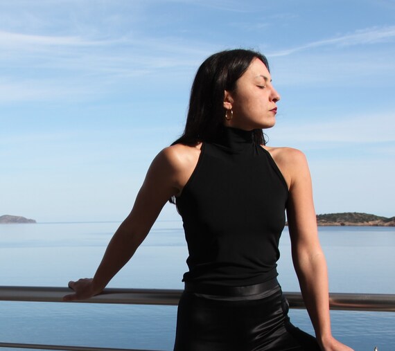 Deadstock 90s black stretch turtleneck sleeveless