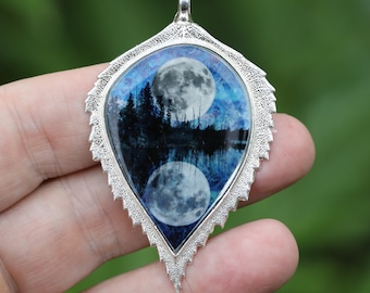 960 Sterling Silver Birch Leaf with Beautiful Image Featuring the Moon