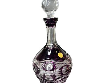 Decantador de cristal vintage de 30 cm (12 pulgadas) estilo bohemio checo, botella de vidrio morado tallado a mano.