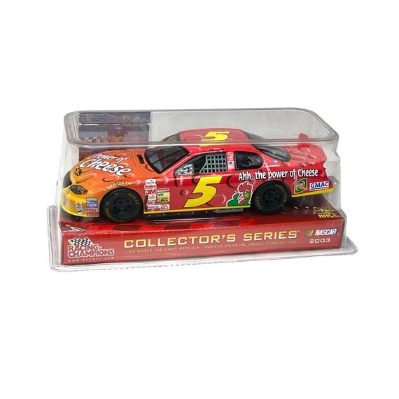 Racing Champions Diecast Car 1:24 Scale 5 Terry Labonte Diecast