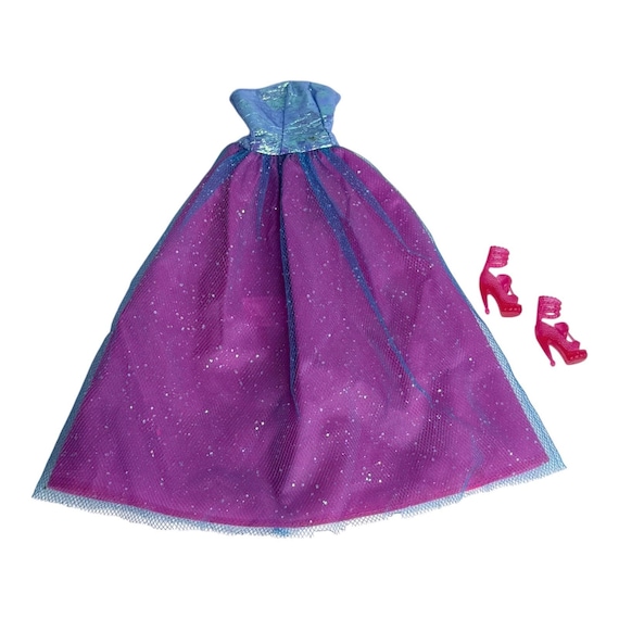 barbie pink shoes dress up BARBIE IN PINK SHOES FROM THE SHORT MOVIE LAND OF THE SWEETS