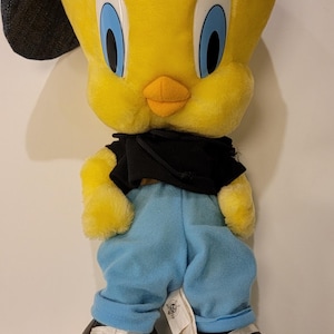 TWEETY BIRD 90s Plush Looney Tunes Pepe Le Pew Bugs Bunny Daffy Duck Marvin Martian Tweety Bird Warner Bros Space Jam Wile E Coyote