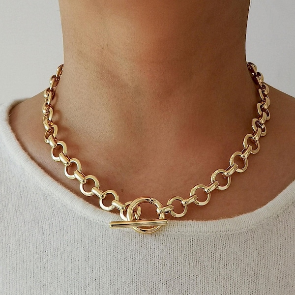 18K Gold Tone Chunky Link Choker Necklace: Charm Holder Toggle Clasp
