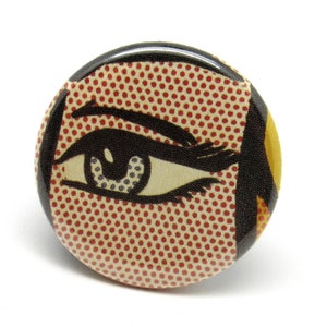 Cartoon Eye - 1.25&quot; button - Pin