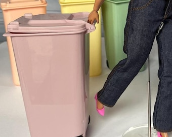 Dollhouse Rolling Trash/Recycle Bin: 1/6 Scale Sanitation Accessory