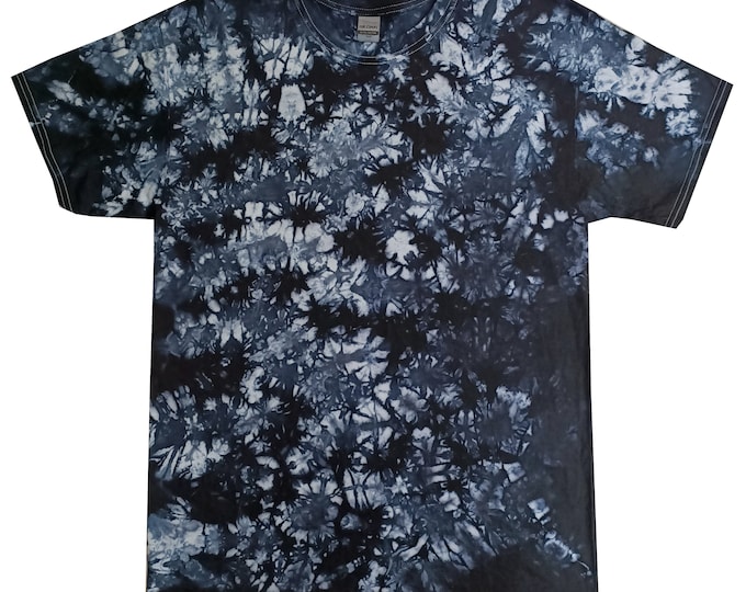 Black Fractal tie dye t shirt, hand crafted in the U.K