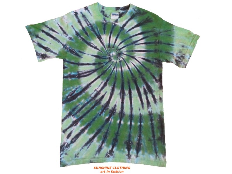 Tie dye T Shirt Blue and black spiral all sizes Hand dyed in the UK