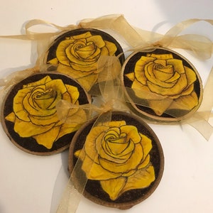 Personalized Yellow Rose of Texas, Pyrography and Watercolor Rose. Wood Burned Rose. Yellow Rose on Wood. Mother's Day, Gift for Mom.