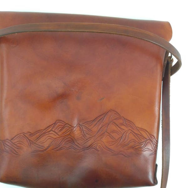The Mountain Purse; brown leather purse ; handmade rustic leather bag ; crossbody bag brown leather by Black Spruce Leather