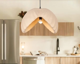 Lámpara colgante Japandi color beige, lámpara de concha Wabi Sabi, lámpara colgante de arcilla polimérica