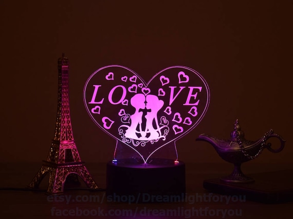 Liebe 3D Nacht Lampe Freundin Geschenk Illusion Licht LED Nachtlicht  Schreibtisch Lampe Geschenk für ihre Acryl Lampe Geschenk für Frau ich  liebe dich Liebe vorhanden - .de